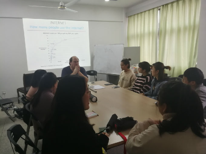 英语俱乐部 (4).jpg